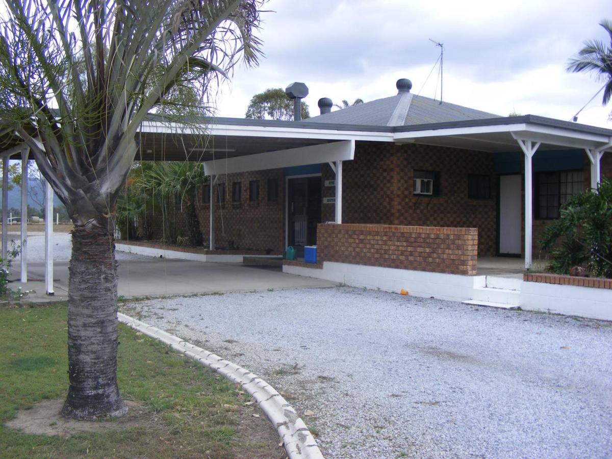Koorawatha Homestead Motel Bororen Exterior photo