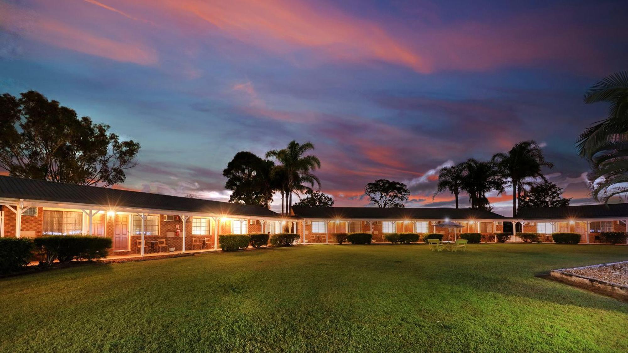 Koorawatha Homestead Motel Bororen Exterior photo
